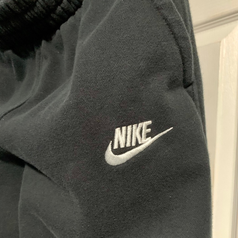 NIKE Youth Boys Fleece Joggers